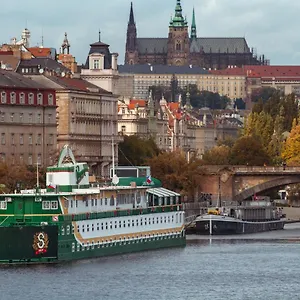 Admiral 3*, Praga Repubblica Ceca