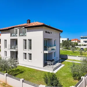 Navi , Bibinje Chorvatsko