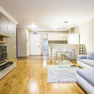  Apartment Incity Premium Garden Stay-Central Apartments &Private Terrace Romania